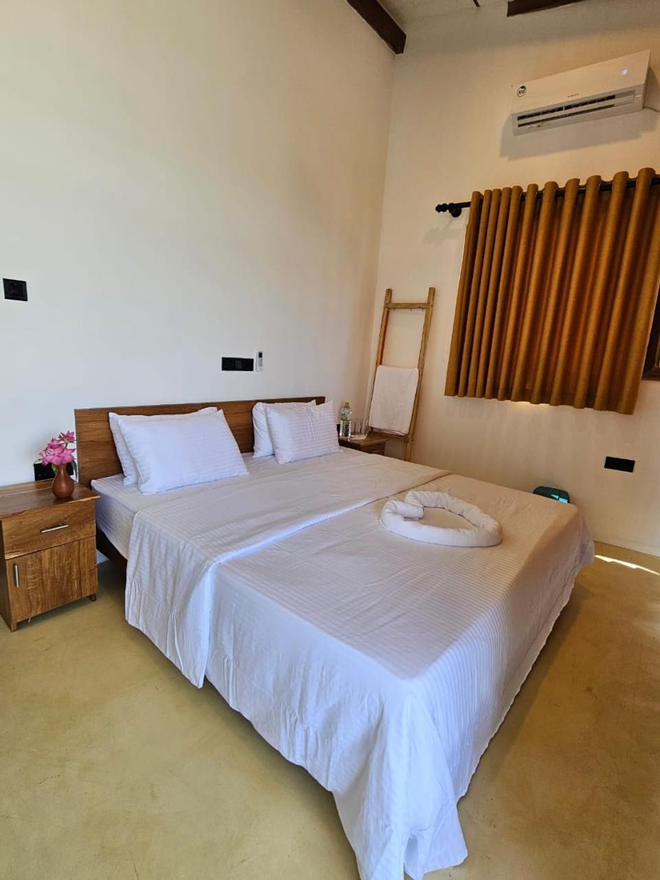 Muthu Sea View Hiriketiya Hotel Dickwella Exterior photo