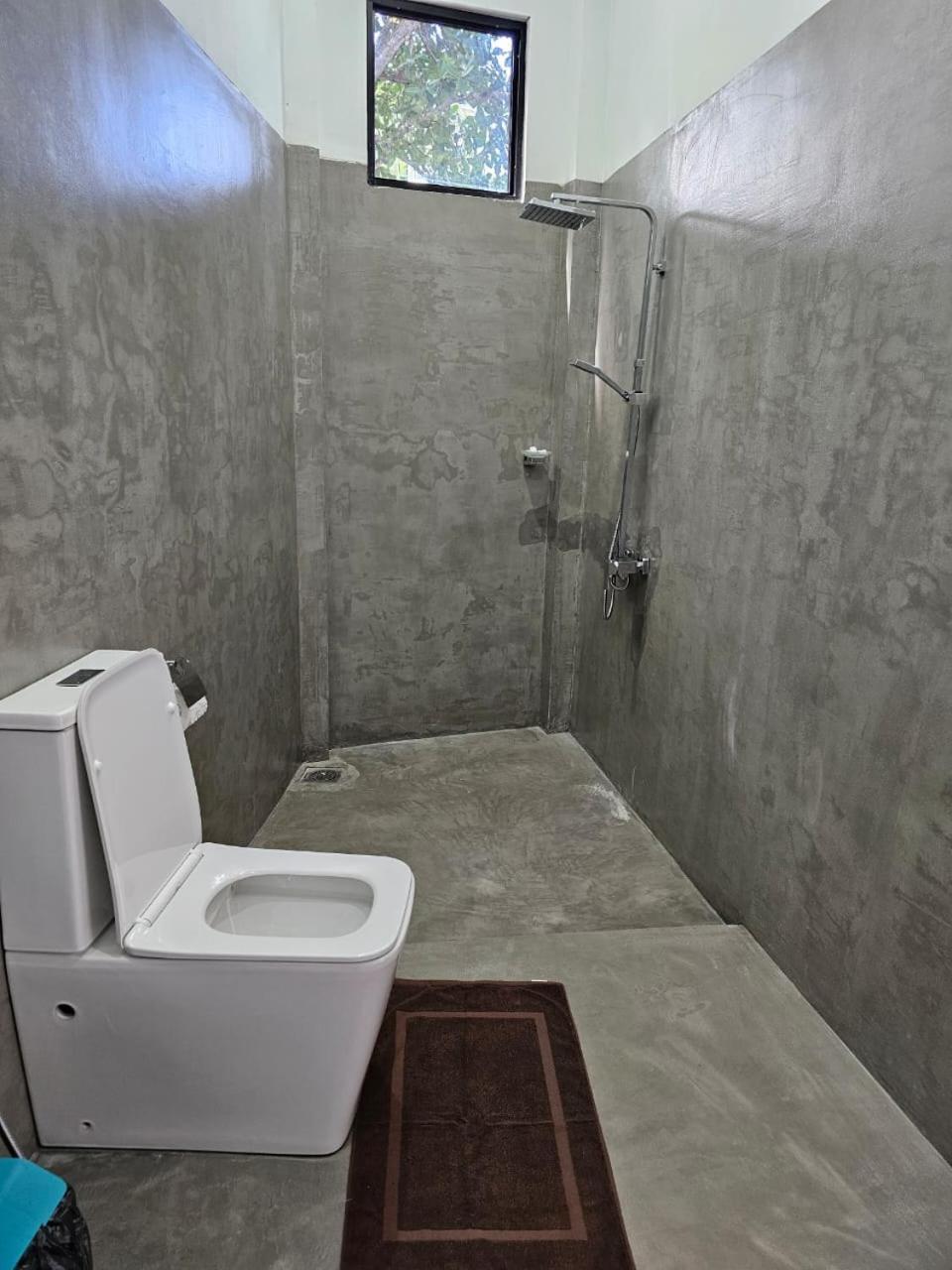 Muthu Sea View Hiriketiya Hotel Dickwella Exterior photo
